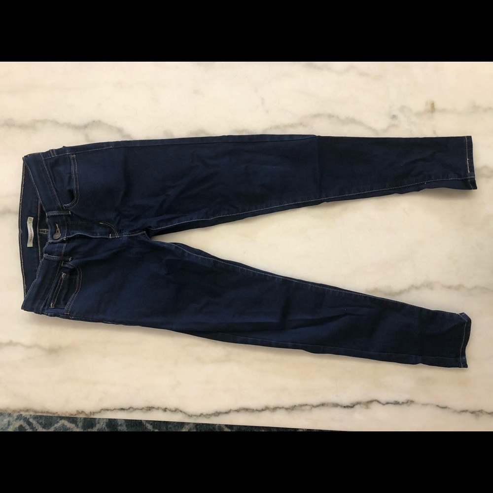 Levi’s 710 super skinny dark wash jean